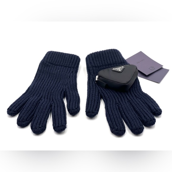 Prada Logo Pocket Knitted Gloves